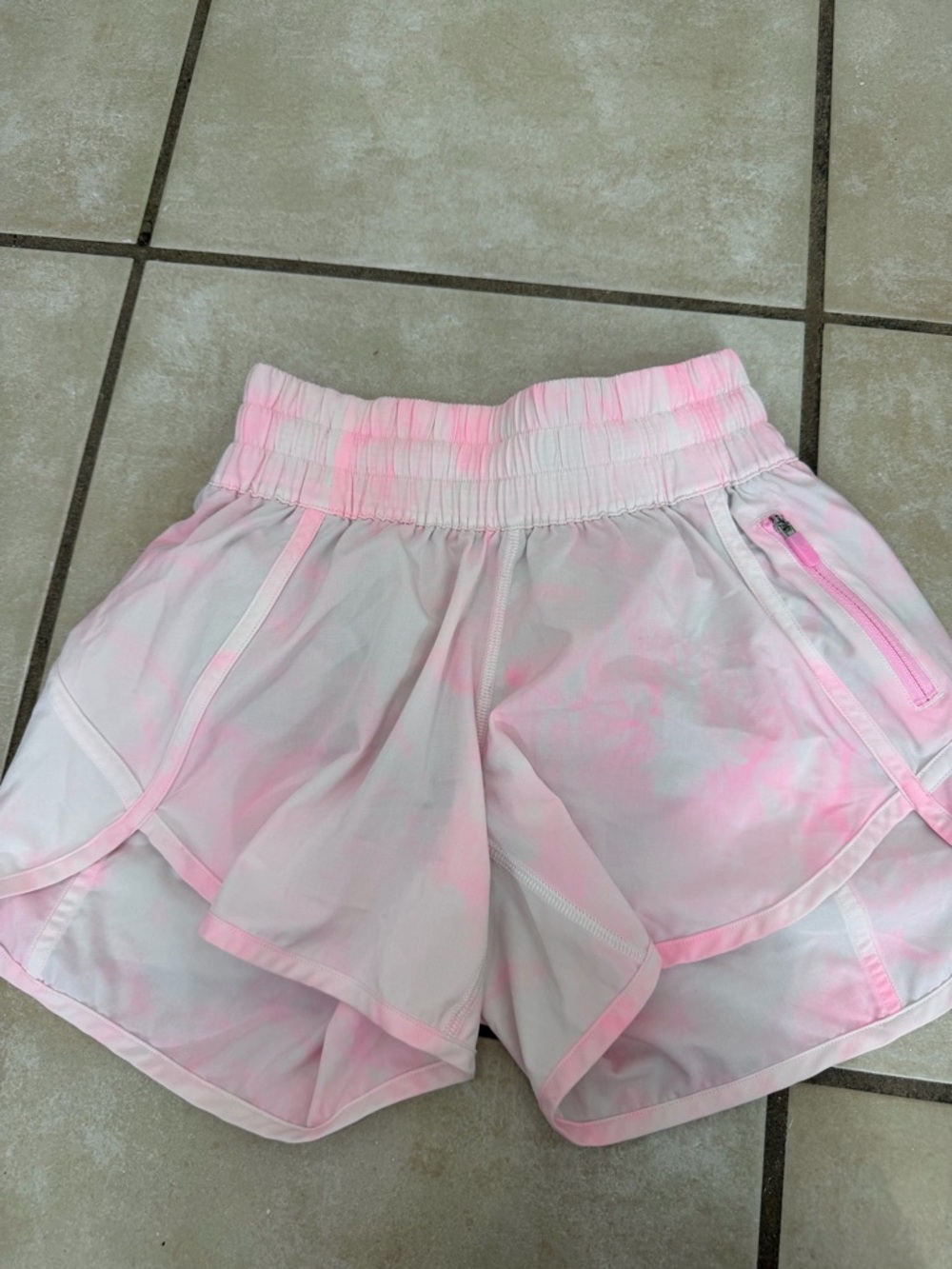 Lululemon Tracker Short V